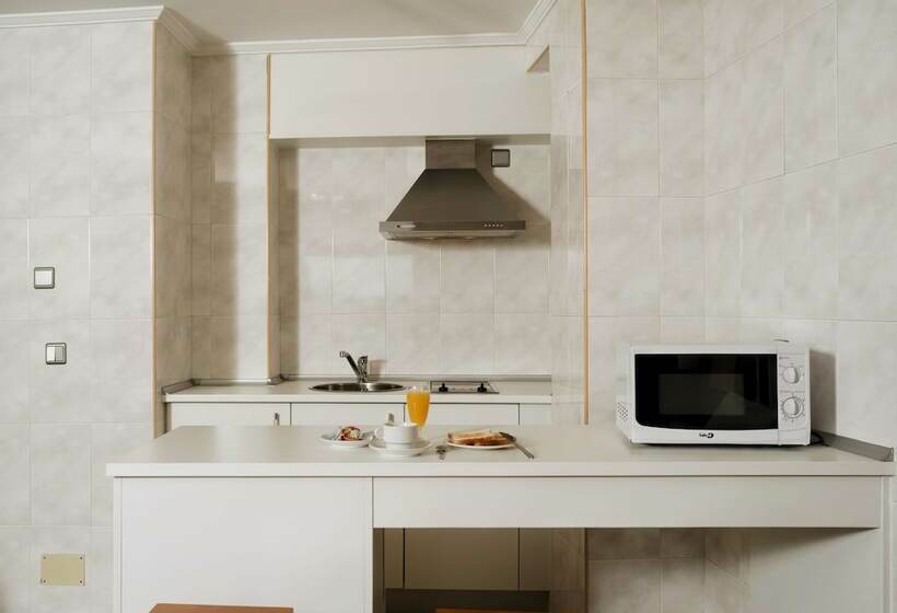 آپارتمان 1 خوابه, Apartamentos Portazgo