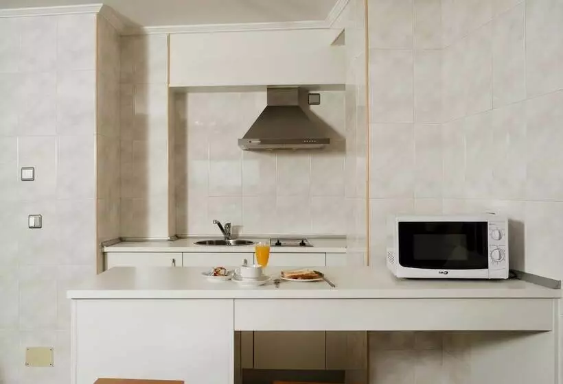 آپارتمان 1 خوابه, Apartamentos Portazgo
