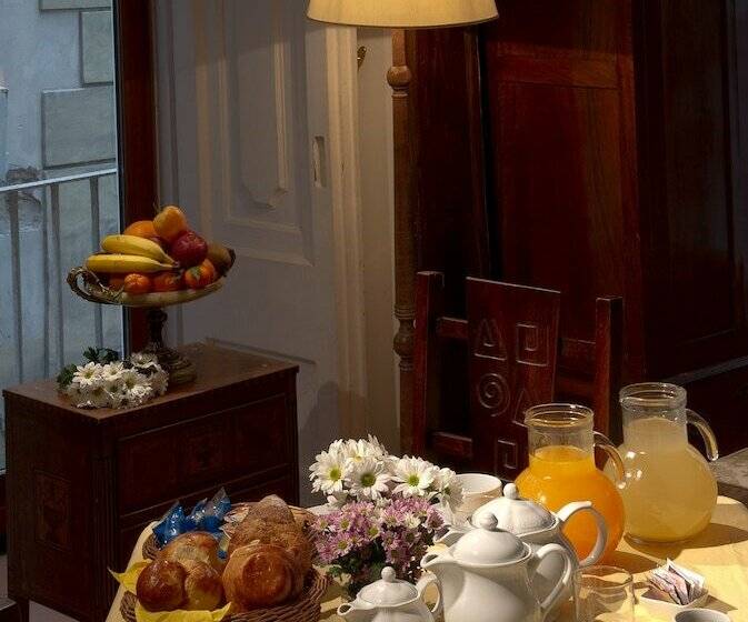 اتاق استاندارد سه نفره, Chiaja Hotel De Charme