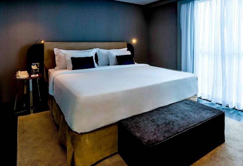 Номер Deluxe, Grand Mercure Brasilia Eixo Monumental