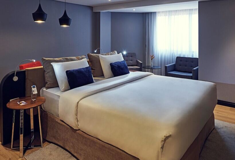 Номер Deluxe, Grand Mercure Brasilia Eixo Monumental