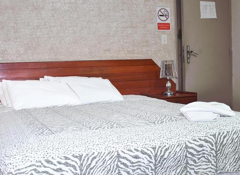 اتاق خانوادگی, 7 Calles