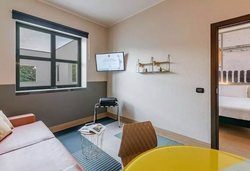 آپارتمان 1 خوابه, B&B Hotel Cremona