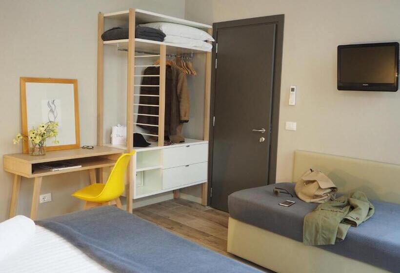 اتاق استاندارد چهار تخته, Centro