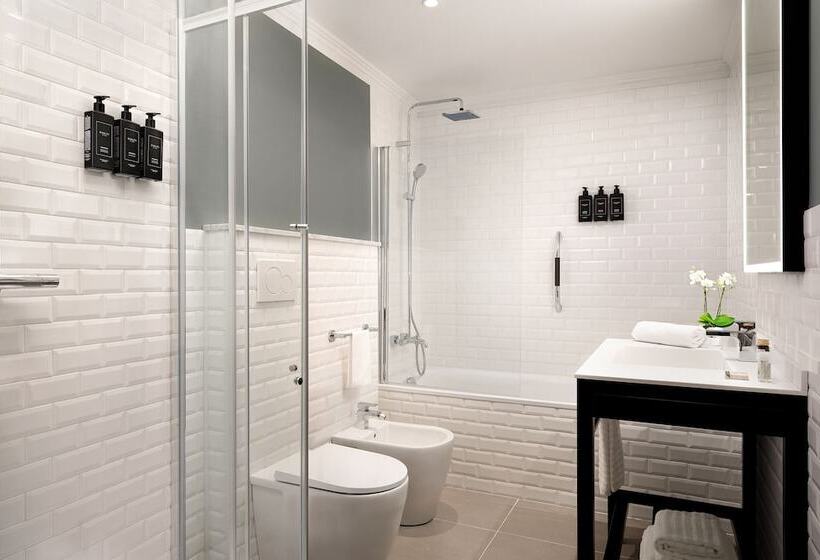 اتاق خانوادگی, Duo Milan Porta Nuova, A Tribute Portfolio