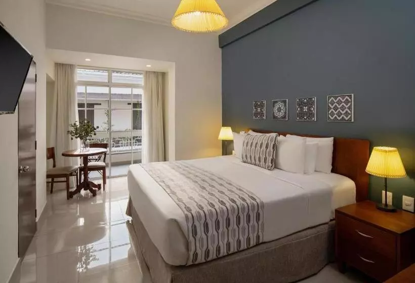 اتاق رویال, Hodelpa Caribe Colonial