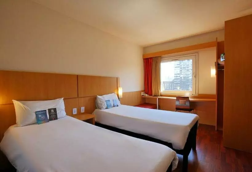 اتاق استاندارد, Ibis Buenos Aires Congreso