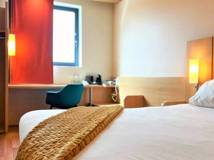 コンフォートルーム, Ibis Porto Sul Europarque