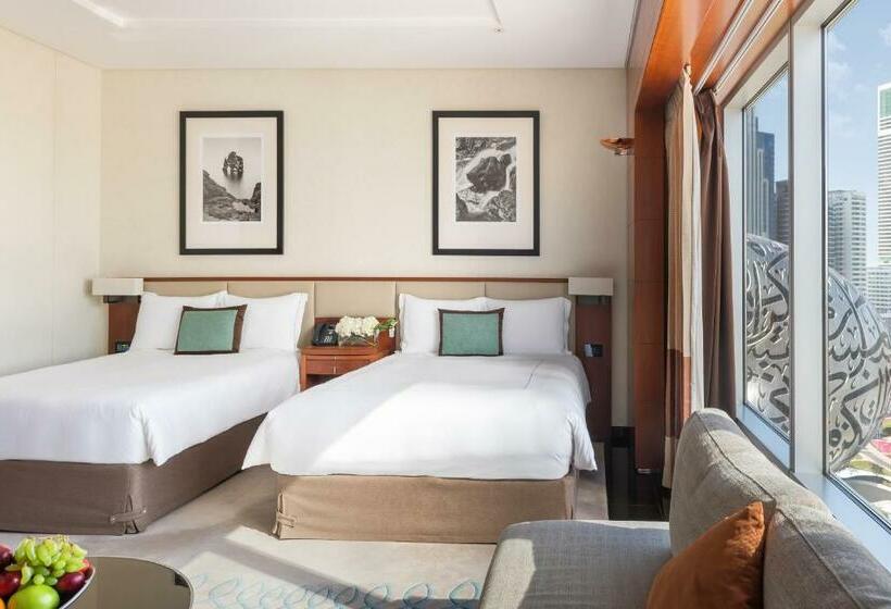 Номер Deluxe, Jumeirah Emirates Towers Dubai