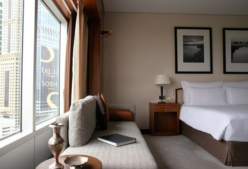 Номер Deluxe, Jumeirah Emirates Towers Dubai