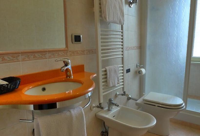 标准间, La Pace  Experience