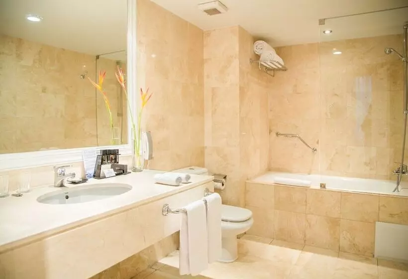 Junior Suite, Melia Lima