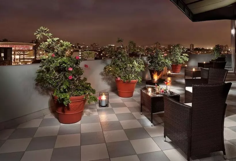 Junior Suite, Melia Lima