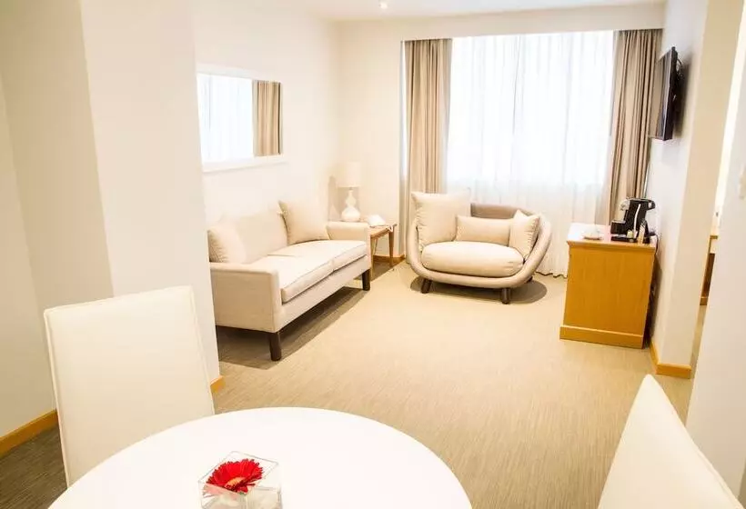 Executive Junior Suite, Melia Lima