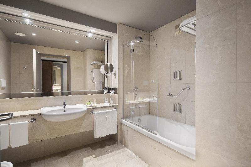 جناح, NH Torino Lingotto Congress