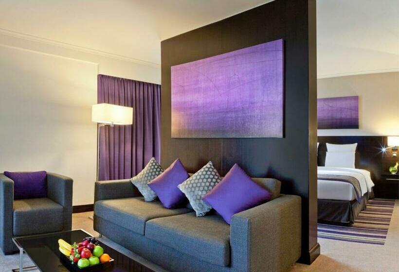 小型套房, Pullman Dubai Creek City Centre