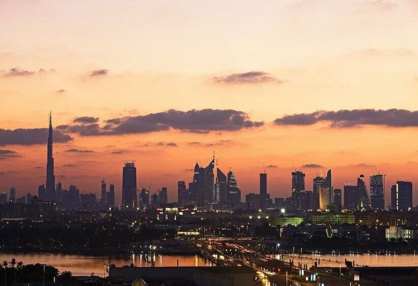 Номер Superior, Pullman Dubai Creek City Centre