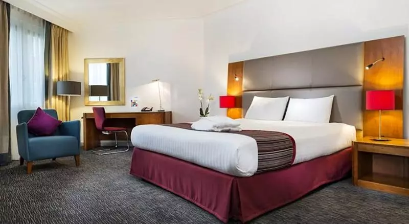 スタンダードルーム, Radisson Hotel And Conference Centre London Heathrow