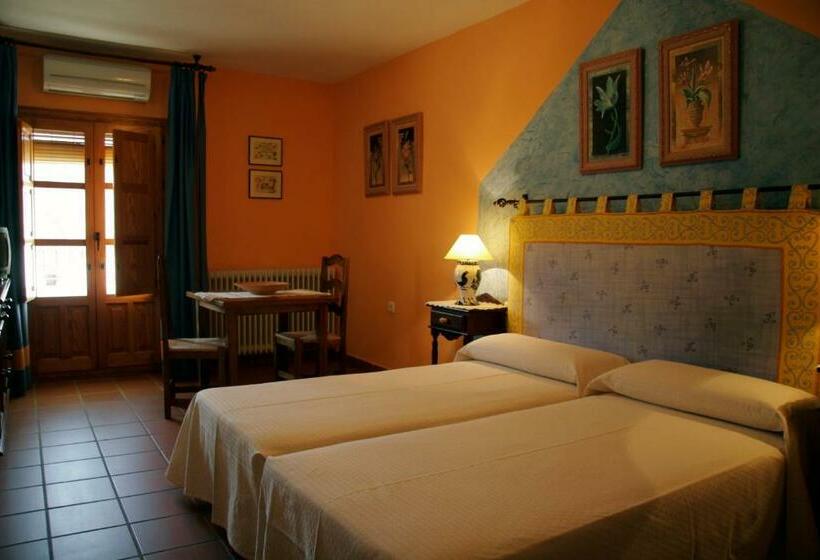 スタンダードルーム, De Mecina Fondales