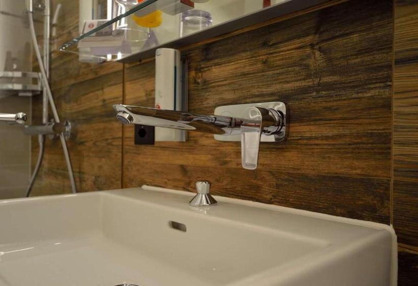 חדר סופריור, Mountain Plaza