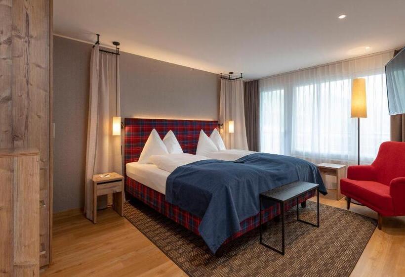 סוויטת סניור, Mountain Plaza