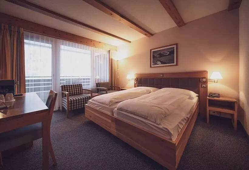 Classic room with balcony, Mountain Plaza