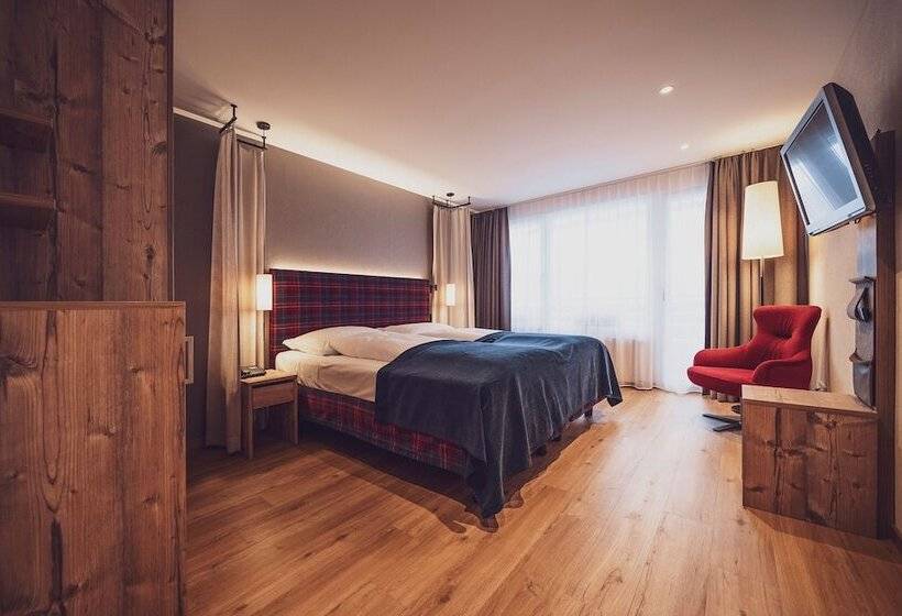 סוויטת סניור, Mountain Plaza