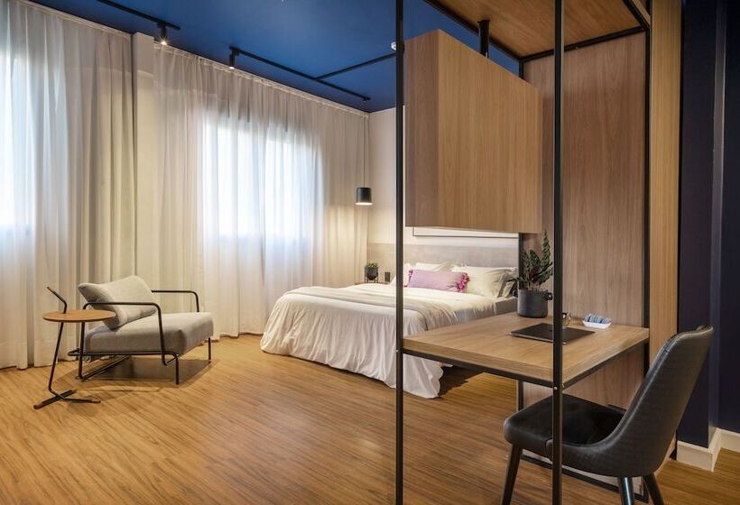 غرفة قياسية, Swan Generation Porto Alegre