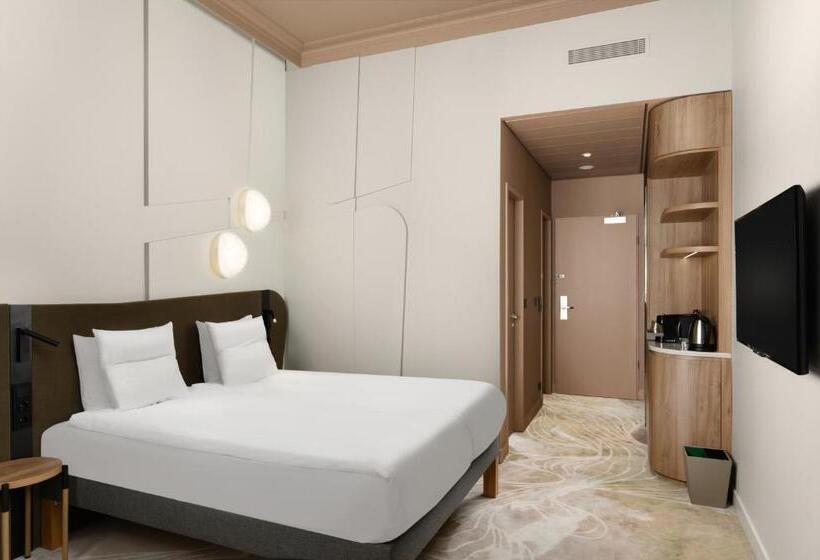 חדר דלוקס, Mövenpick Budapest Centre