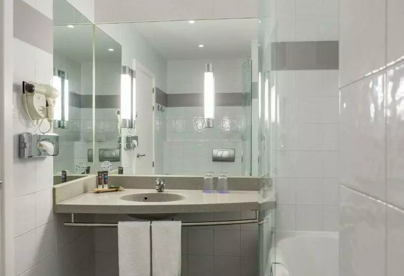 اتاق خانوادگی, Novotel Sevilla