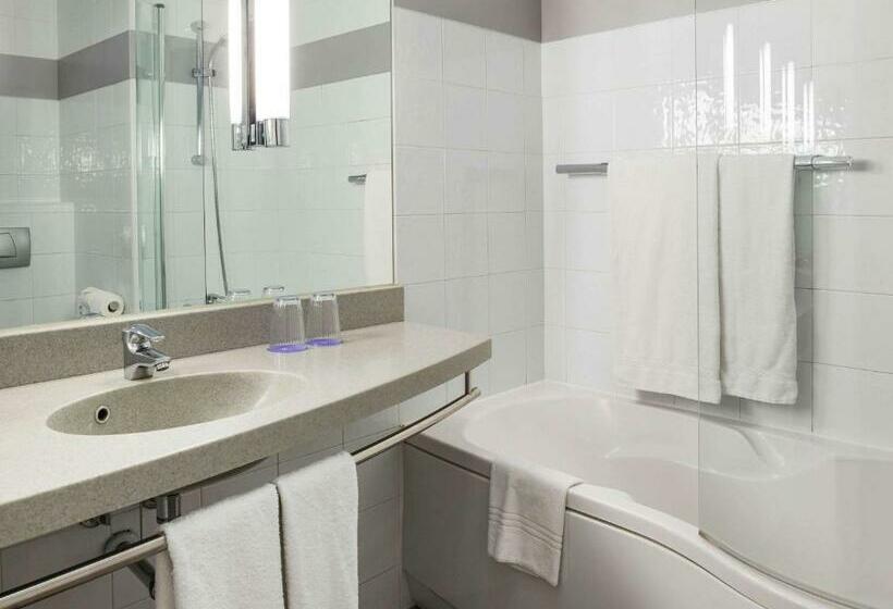 اتاق خانوادگی, Novotel Sevilla