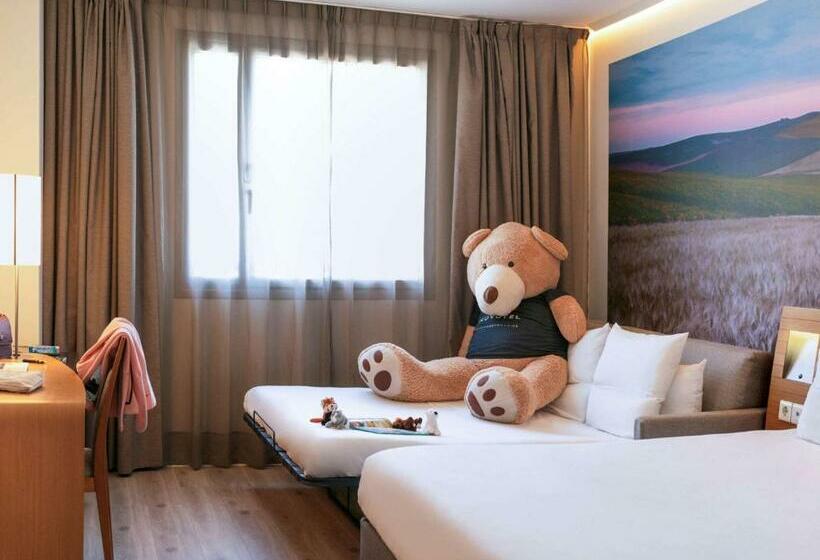 اتاق خانوادگی, Novotel Sevilla