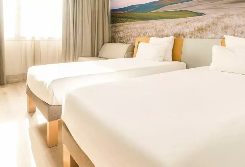 اتاق سوپریور, Novotel Sevilla