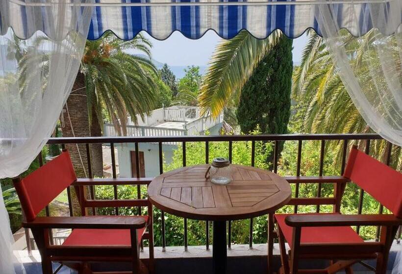 اتاق استاندارد با بالکن, Apartmani I Sobe Goca