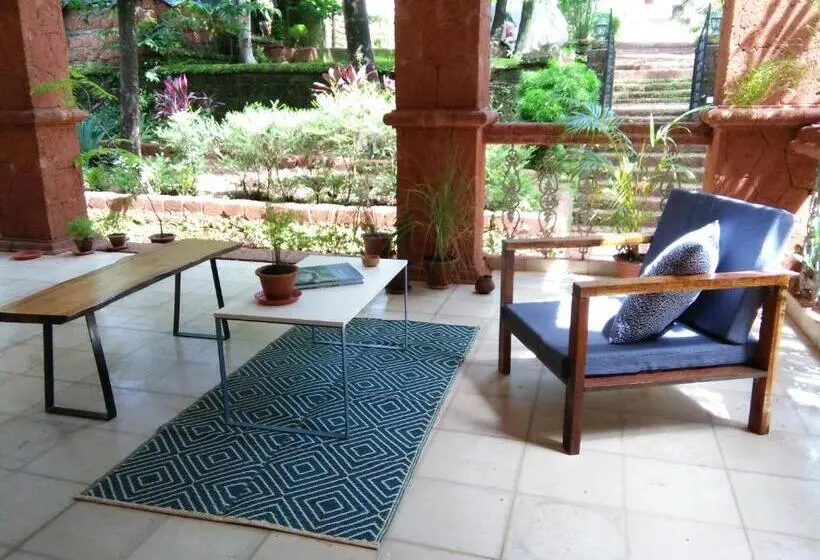 Suite Familiale, Botanique Goa