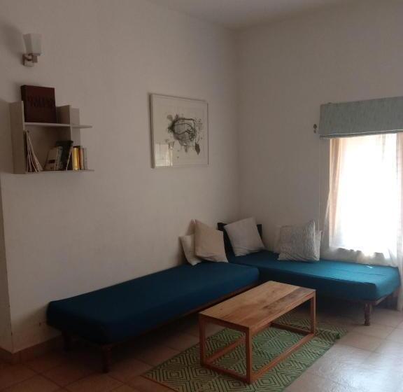 סוויטה משפחתית, Botanique Goa