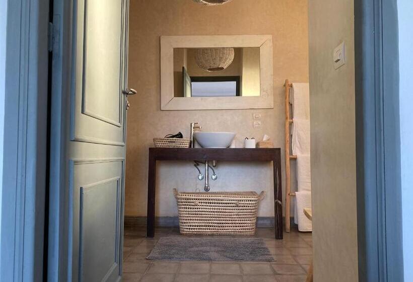 اتاق استاندارد با تخت بزرگ, Le Patio Du Lac