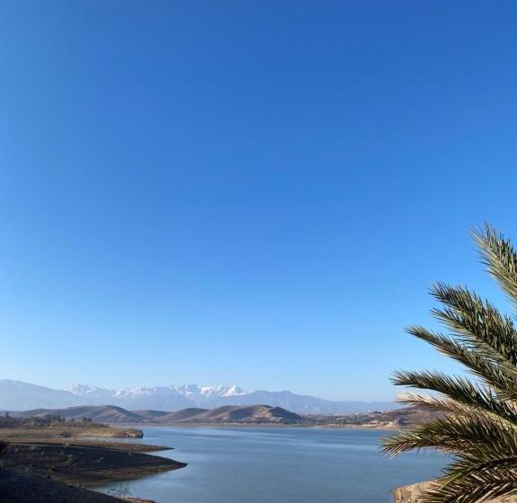 سوییت خانوادگی, Le Patio Du Lac