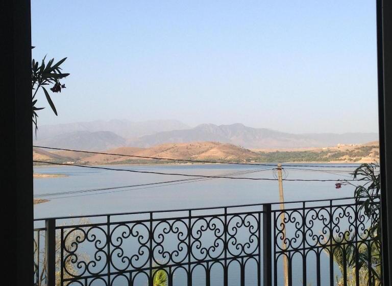 سوییت خانوادگی, Le Patio Du Lac