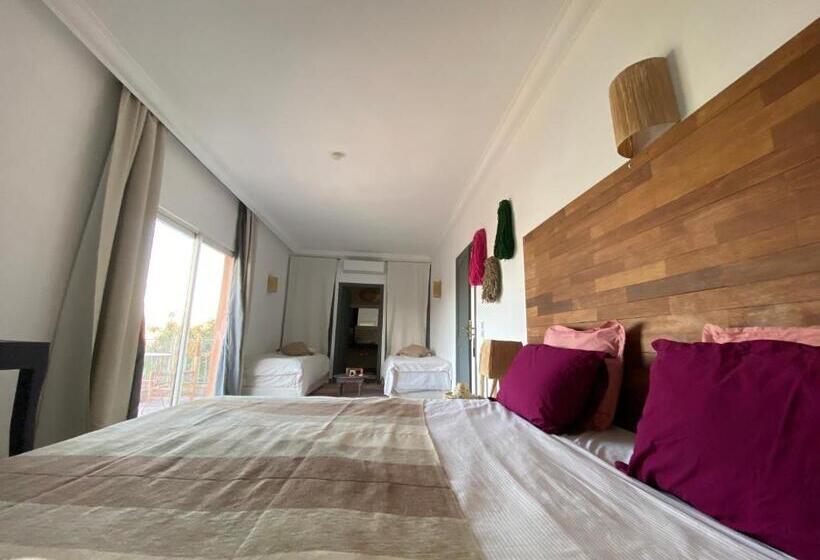 سوییت خانوادگی, Le Patio Du Lac