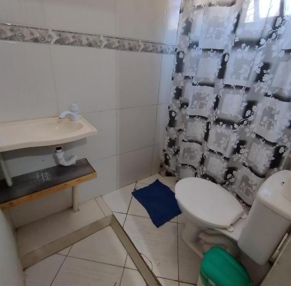 غرفة قياسية, Renan Suítes