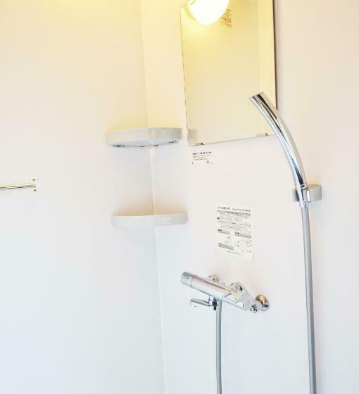 غرفة قياسية, Sima Inn