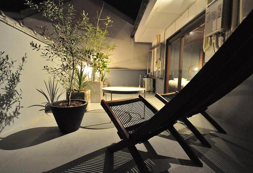 غرفة قياسية, Sima Inn