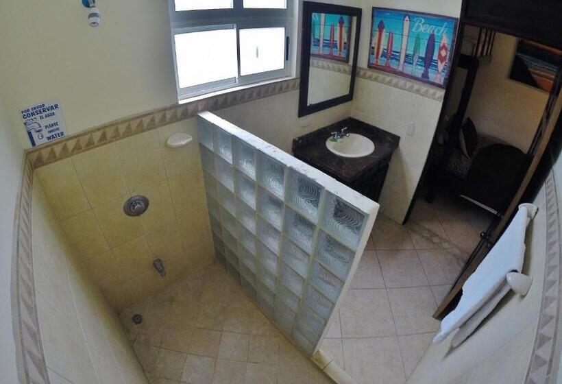 إستوديو قياسى, Surf Inn Hermosa