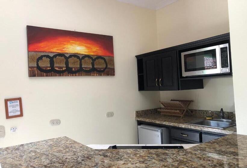 إستوديو قياسى, Surf Inn Hermosa