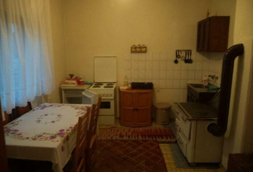 آپارتمان 2 خوابه, Apartments Zekovic