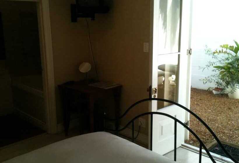 اتاق استاندارد, Cheviot Place Guest House