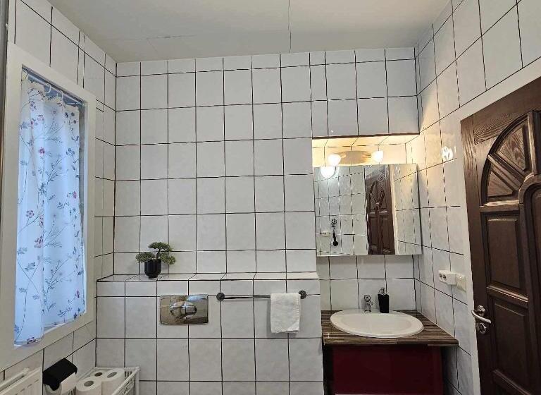 آپارتمان 3 خوابه, Guesthouse Kiljan