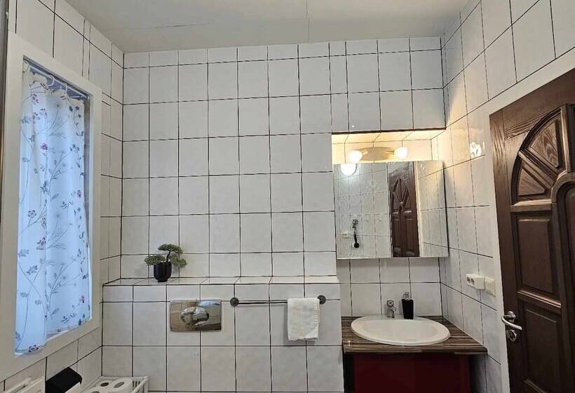 آپارتمان 3 خوابه, Guesthouse Kiljan