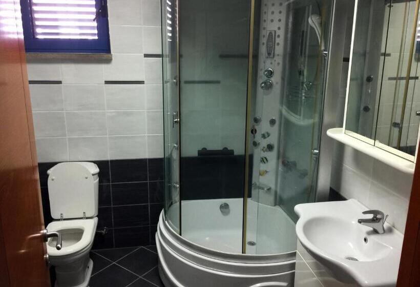 آپارتمان 1 خوابه با چشم‌انداز دریا, Villa Sara Guesthouse